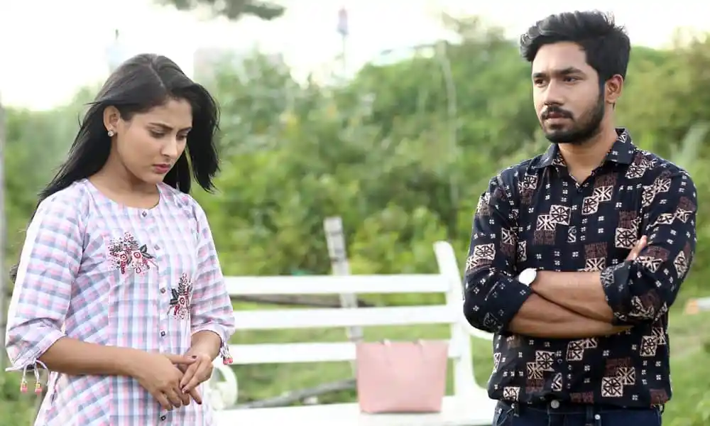 মেহজাবীন ও খায়রুল বাশার অভিনীত নাটকের দৃশ্য, চরিত্রের মধ্যে আলোচনা. Channel i News - চ্যানেল আই নিউজ