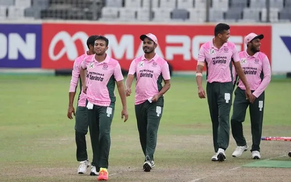 বাংলাদেশ ক্রিকেটাররা ডিপিএল শেষ না করেই যুক্তরাষ্ট্র গেলেন সাকিব. Channel i News - চ্যানেল আই নিউজ