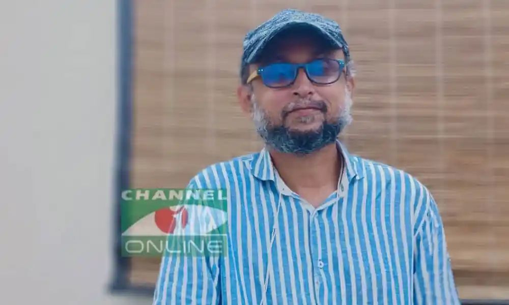 ফারুকী করোনায় আক্রান্ত, চ্যানেল আই অনলাইন সাংবাদিকের ছবি. Channel i News - চ্যানেল আই নিউজ