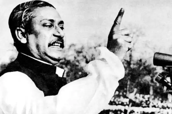 বঙ্গবন্ধু শেখ মুজিবুর রহমান ভাষণ দিচ্ছেন, বাংলাদেশের স্বাধীনতার জন্য আহ্বান. Channel i News - চ্যানেল আই নিউজ