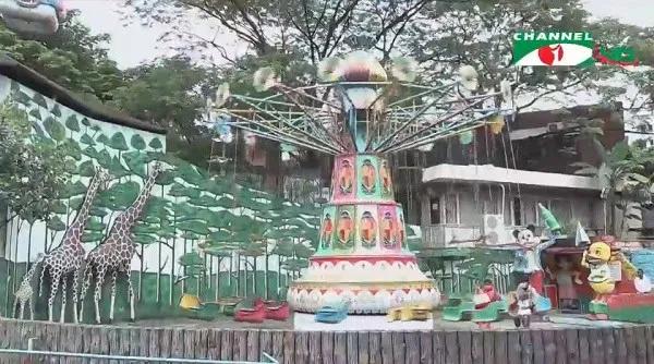 বন্ধ চিড়িয়াখানার পর্যটন কেন্দ্রের রাইড ও প্রাণীর মডেল. Channel i News - চ্যানেল আই নিউজ