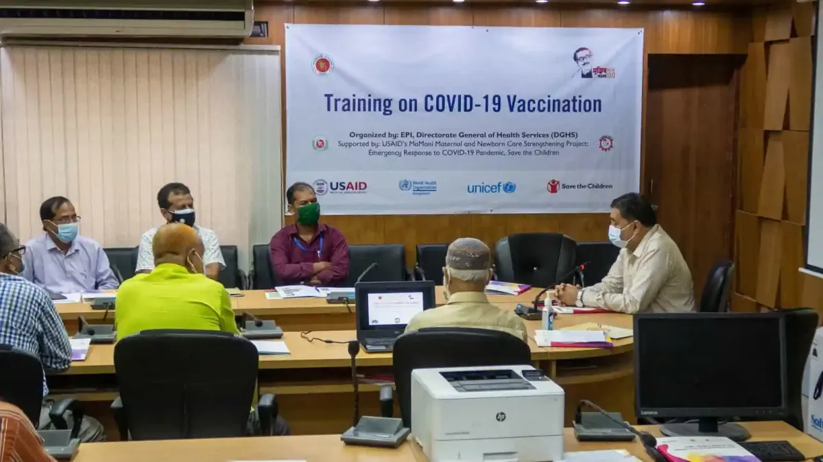 বাংলাদেশে COVID-19 ভ্যাকসিন প্রশিক্ষণ কর্মশালা অনুষ্ঠিত হচ্ছে. Channel i News - চ্যানেল আই নিউজ
