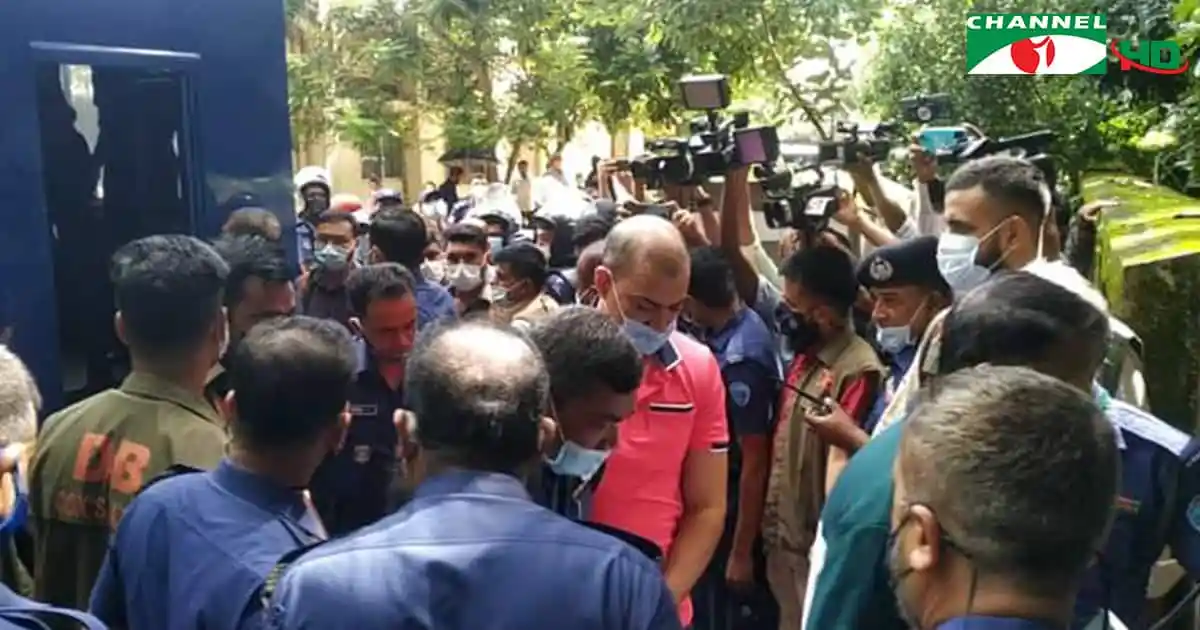 সিনহা হত্যা মামলার দ্বিতীয় দিনের সাক্ষ্যগ্রহণের দৃশ্য. Channel i News - চ্যানেল আই নিউজ