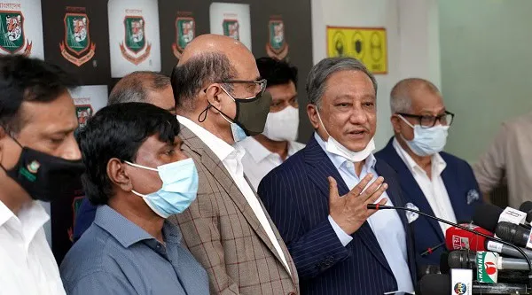 নাজমুল হাসান বিসিবি নির্বাচনে প্যানেল ছাড়াই লড়ছেন. Channel i News - চ্যানেল আই নিউজ