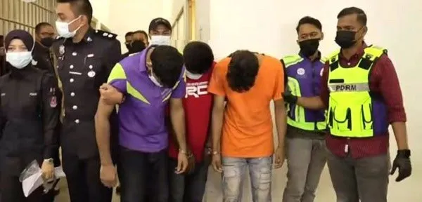 মালয়েশিয়ায় অপহরণের অভিযোগে গ্রেপ্তার চার বাংলাদেশি, পুলিশি জিজ্ঞাসাবাদে. Channel i News - চ্যানেল আই নিউজ