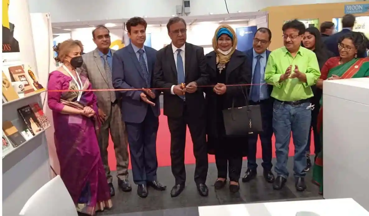 মুজিববর্ষের আবহে ফ্রাঙ্কফুর্ট বইমেলায় বাংলাদেশের স্টল উদ্বোধন. Channel i News - চ্যানেল আই নিউজ