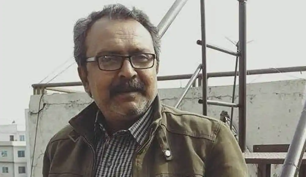 প্রয়াত কবি অমিতাভ পালের ছবি, বাংলা সাহিত্য অঙ্গনে শোকের ছায়া. Channel i News - চ্যানেল আই নিউজ
