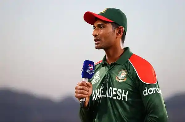 বাংলাদেশ ক্রিকেটার একাদশ নিয়ে সাক্ষাৎকার নিচ্ছেন. Channel i News - চ্যানেল আই নিউজ