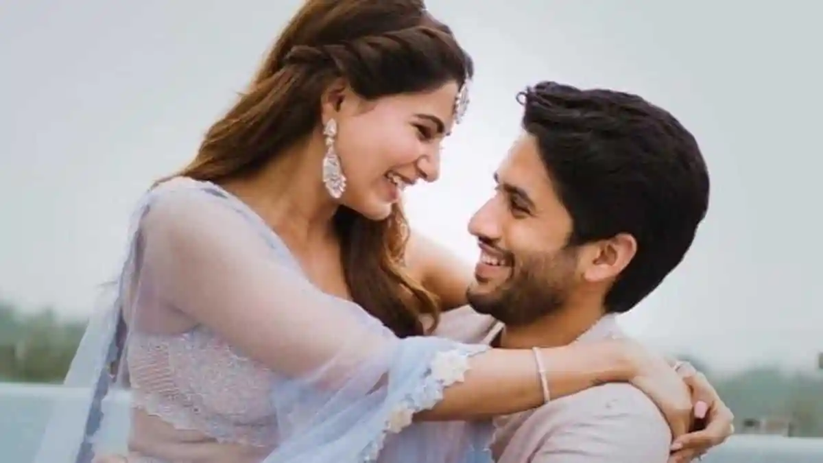 প্রেমের মুহূর্তে এক দম্পতি হাসিমুখে একে অপরকে জড়িয়ে ধরেছেন. Channel i News - চ্যানেল আই নিউজ