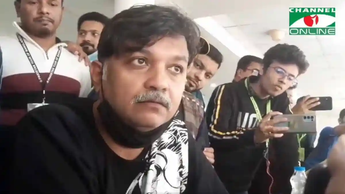 মাশরাফী বিন মুর্তজা সাংবাদিকদের সাথে সাক্ষাৎকারে উপস্থিত. Channel i News - চ্যানেল আই নিউজ