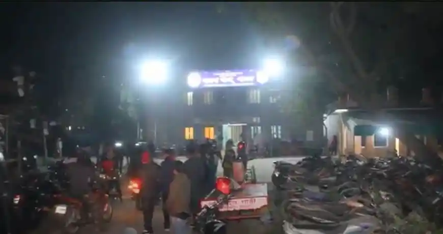 পাবনায় আওয়ামী লীগ নেতাকে গুলি করে হত্যার ঘটনাস্থল. Channel i News - চ্যানেল আই নিউজ