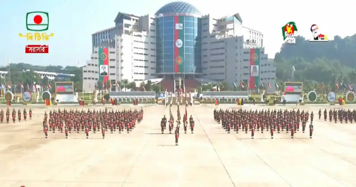 মিলিটারি একাডেমিতে রাষ্ট্রপতির কুচকাওয়াজের দৃশ্য. Channel i News - চ্যানেল আই নিউজ