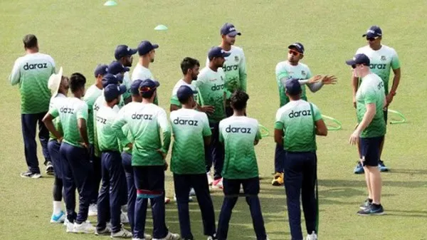 বাংলাদেশ ক্রিকেট দল অনুশীলনে ব্যস্ত, কোচের নির্দেশনা নিচ্ছে ক্রিকেটাররা. Channel i News - চ্যানেল আই নিউজ