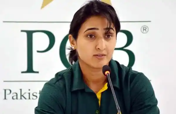 নারী ক্রিকেটার বিশ্বকাপে অধিনায়ক হিসেবে ফিরেছেন, সংবাদ সম্মেলনে কথা বলছেন. Channel i News - চ্যানেল আই নিউজ
