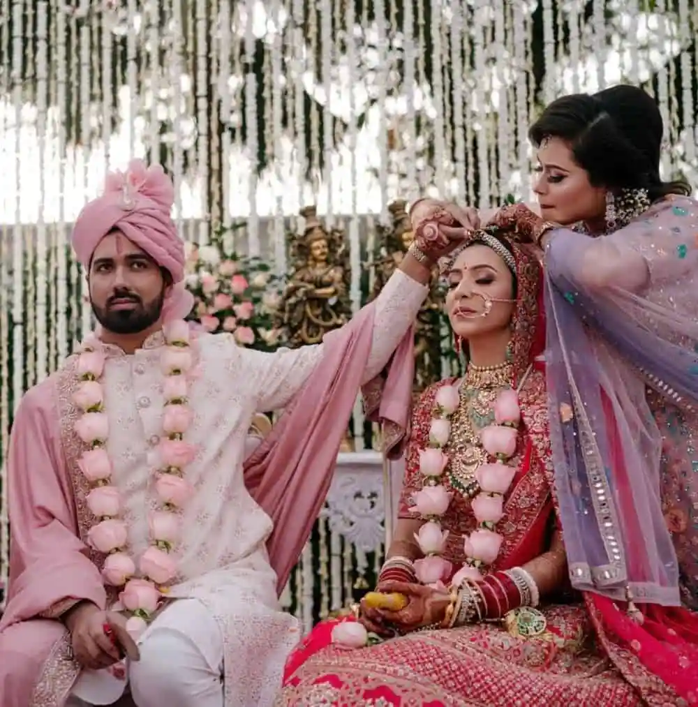 বিয়ের অনুষ্ঠানে মিম-সনি দম্পতি, বর ও কনে সেজে সুন্দর সাজে. Channel i News - চ্যানেল আই নিউজ