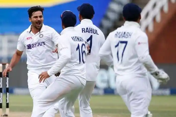 ভারতীয় ক্রিকেটাররা উল্লাসে ভাসছেন, শার্দুলের রেকর্ড ও পান্টের বিরল সেঞ্চুরি. Channel i News - চ্যানেল আই নিউজ