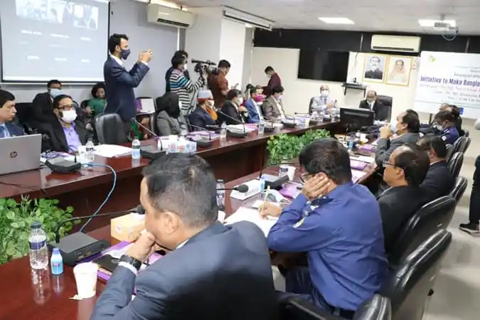 রেল স্টেশনের সব জায়গা তামাকমুক্ত ঘোষণা বিষয়ক আলোচনা সভা।. Channel i News - চ্যানেল আই নিউজ
