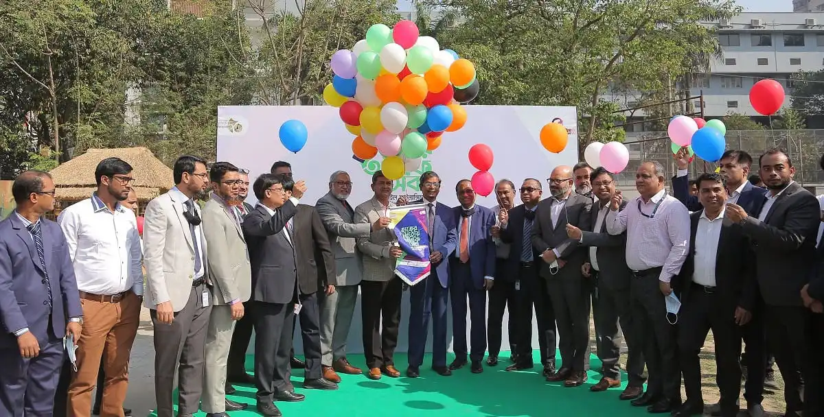 চ্যানেল আই অনলাইন এমএফএসের ১০ বছর পূর্তি উদযাপন অনুষ্ঠানে অতিথি ও অতিথিদের শুভেচ্ছা জানানো. Channel i News - চ্যানেল আই নিউজ