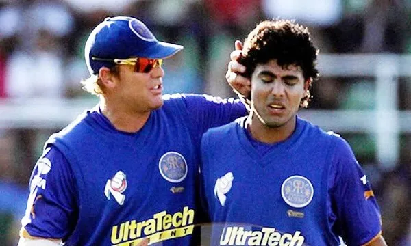 বাংলাদেশ ক্রিকেটাররা মাঠে, ওয়ার্নের সঙ্গে জাদেজা. Channel i News - চ্যানেল আই নিউজ