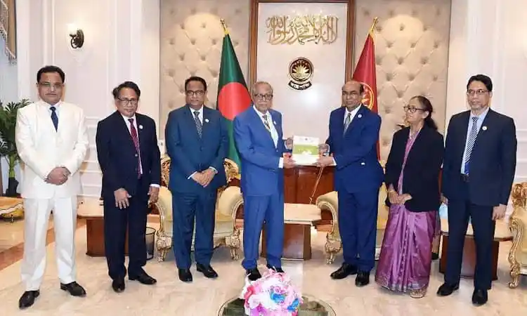 প্রেসিডেন্টের সঙ্গে পিএসসির নিয়োগ কার্যক্রমের দ্রুত সম্পন্নের জন্য আলোচনা।. Channel i News - চ্যানেল আই নিউজ