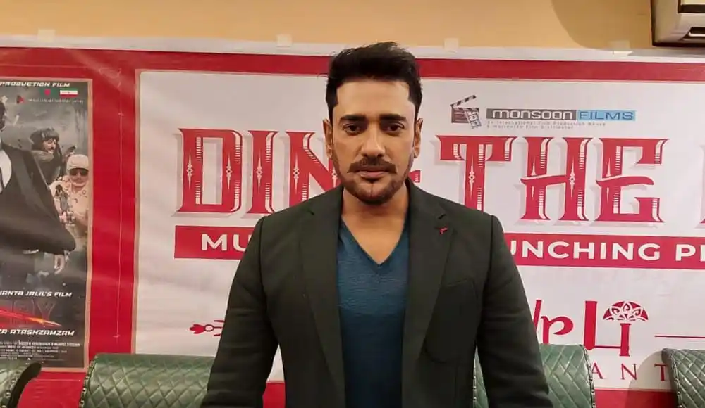 অনন্তের ছবি, বাংলা সংবাদ ও বিনোদন সাংবাদিকতা. Channel i News - চ্যানেল আই নিউজ