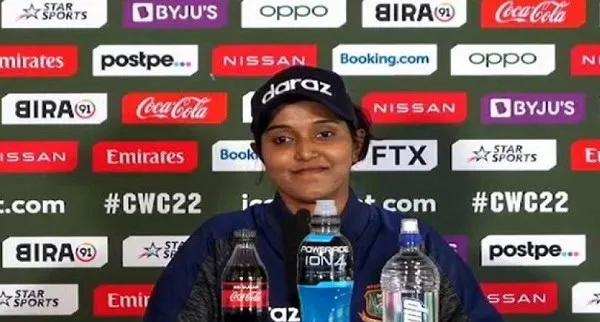 বাংলাদেশের নারী ক্রিকেটার সংবাদ সম্মেলনে বক্তব্য দিচ্ছেন. Channel i News - চ্যানেল আই নিউজ