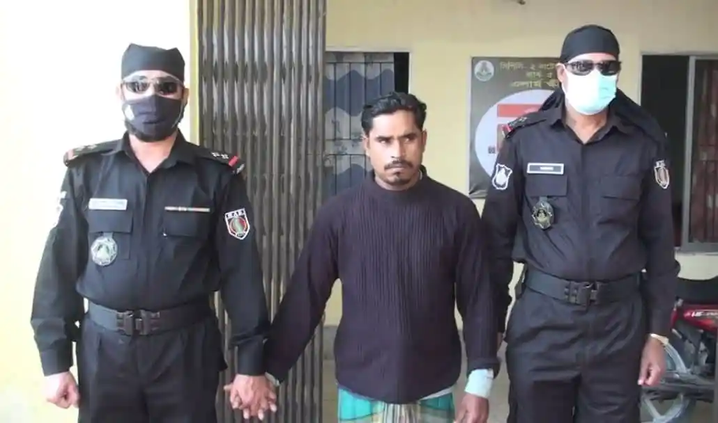 নাটোরে গ্রেফতার শ্বশুর, পুত্রবধূ ধর্ষণ মামলার আসামি. Channel i News - চ্যানেল আই নিউজ