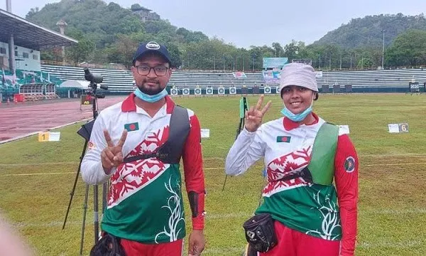 বাংলাদেশের ক্রীড়াবিদরা স্বর্ণপদক জিতেছেন, রোমান ও নাসরিনের ছবি. Channel i News - চ্যানেল আই নিউজ
