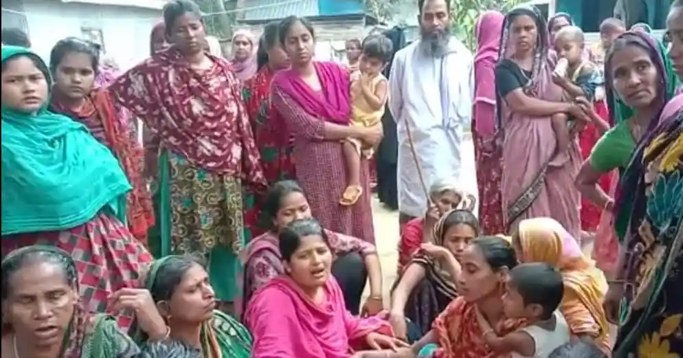 মানিকগঞ্জে ইউপি সদস্যের লাশ উদ্ধার, গ্রামবাসীর জড়ো হওয়া. Channel i News - চ্যানেল আই নিউজ
