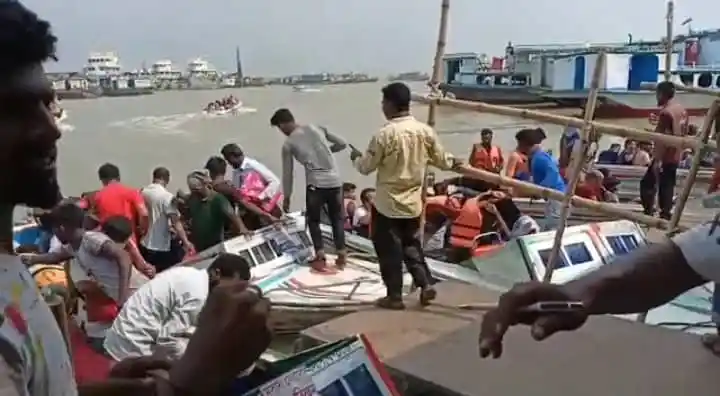 শিমুলিয়ায় ১১ যাত্রী নিয়ে স্পিডবোট ডুবির ঘটনা. Channel i News - চ্যানেল আই নিউজ
