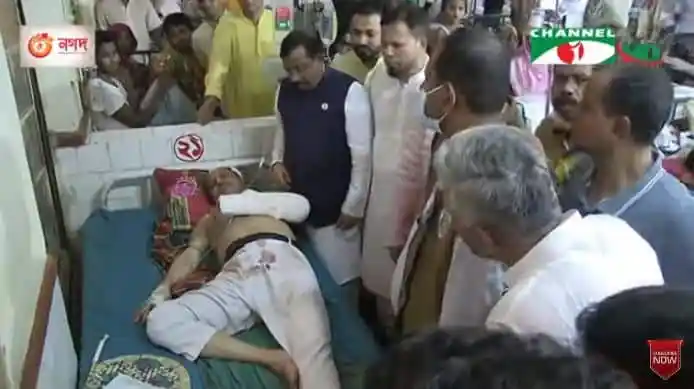 জনপ্রিয় ব্যক্তির চিকিৎসার জন্য ভিড়, চ্যানেল আই অনলাইন. Channel i News - চ্যানেল আই নিউজ