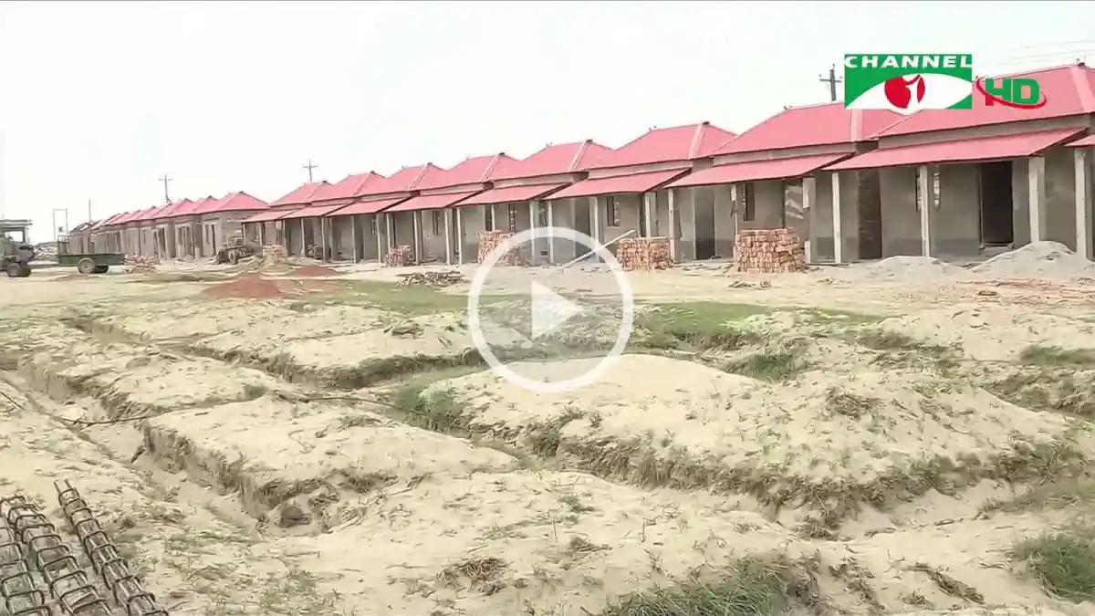 মিঠামইনে নতুন ঘর নির্মাণের কাজ চলছে, ভবিষ্যতে বাসস্থান নিশ্চিত হবে. Channel i News - চ্যানেল আই নিউজ