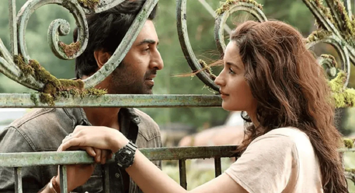 প্রথম সাক্ষাত থেকে আলিয়ার ভক্ত রণবীরের সঙ্গে দেখা. Channel i News - চ্যানেল আই নিউজ