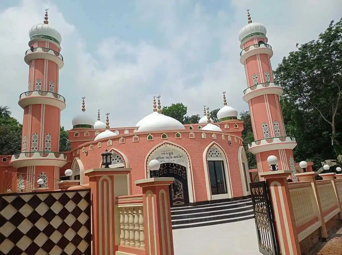 দশ গম্বুজ মসজিদ, রাজবাড়ি, বাংলাদেশ, সুন্দর স্থাপত্য, রোজিনা. Channel i News - চ্যানেল আই নিউজ