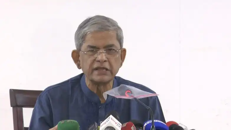বিএনপি মহাসচিবের সংবাদ সম্মেলনে বক্তব্য প্রদান করছেন. Channel i News - চ্যানেল আই নিউজ