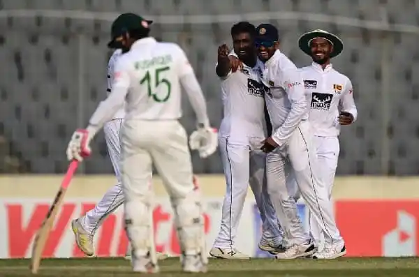 বাংলাদেশ ক্রিকেট দলের খেলোয়াড়রা জয় উদযাপন করছে. Channel i News - চ্যানেল আই নিউজ