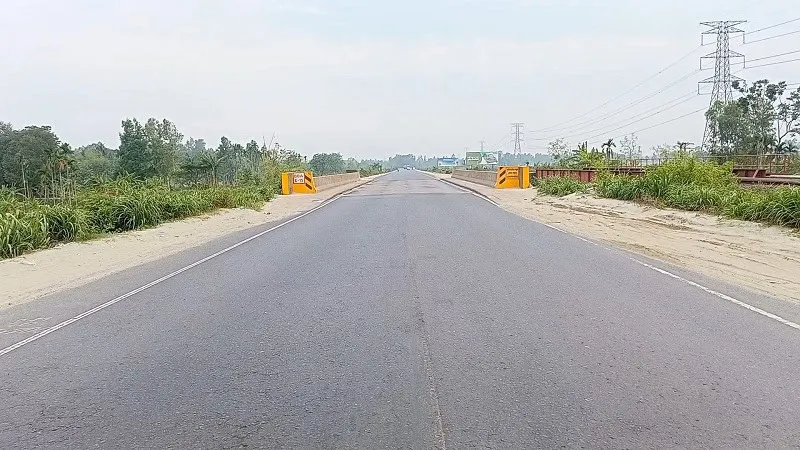 শূন্য ঢাকা-টাঙ্গাইল মহাসড়ক, যানবাহন নেই. Channel i News - চ্যানেল আই নিউজ