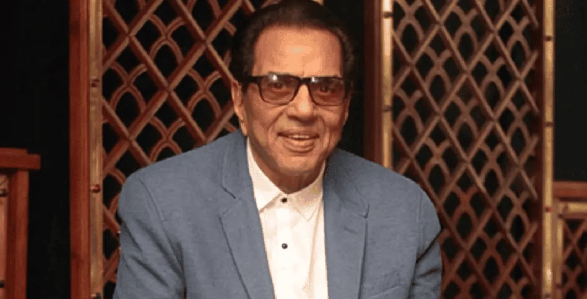 ধর্মেন্দ্র হাসপাতাল থেকে বাড়ি ফিরেছেন, হাস্যোজ্জ্বল মুখে দেখা যাচ্ছে।. Channel i News - চ্যানেল আই নিউজ