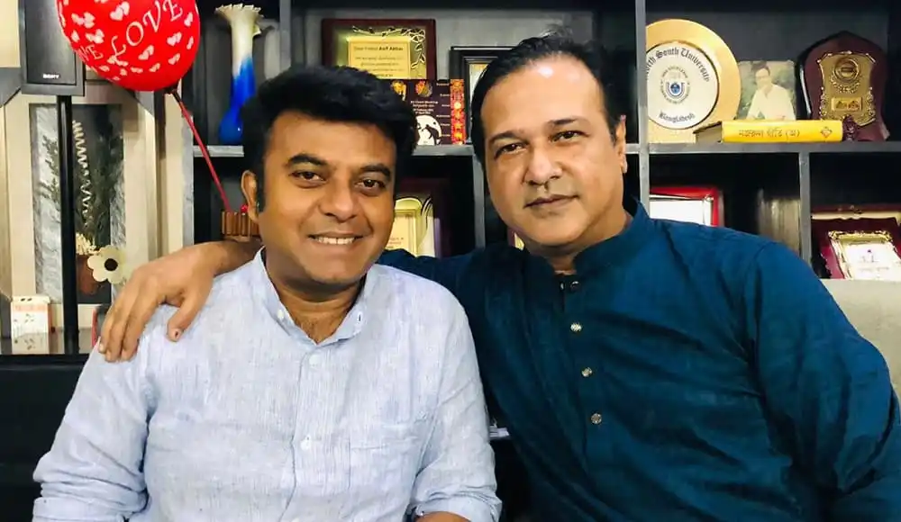 রাজীব আহমেদ ও আসিফের বন্ধুত্বপূর্ণ ছবি, বাংলাদেশি সংবাদ ও বিনোদন. Channel i News - চ্যানেল আই নিউজ