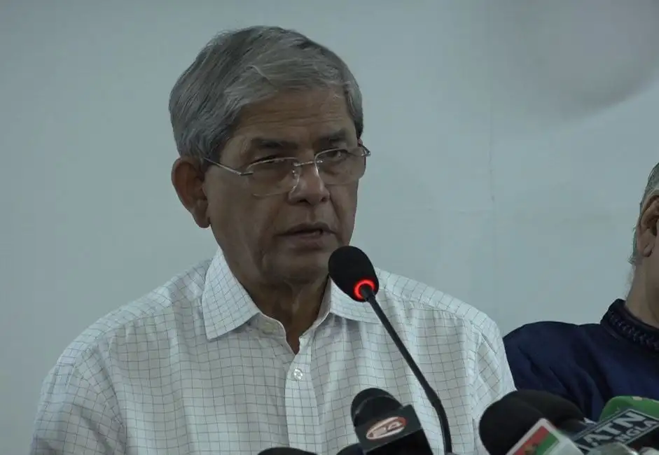 মির্জা ফখরুল সংবাদ সম্মেলনে speaking at a press conference. Channel i News - চ্যানেল আই নিউজ
