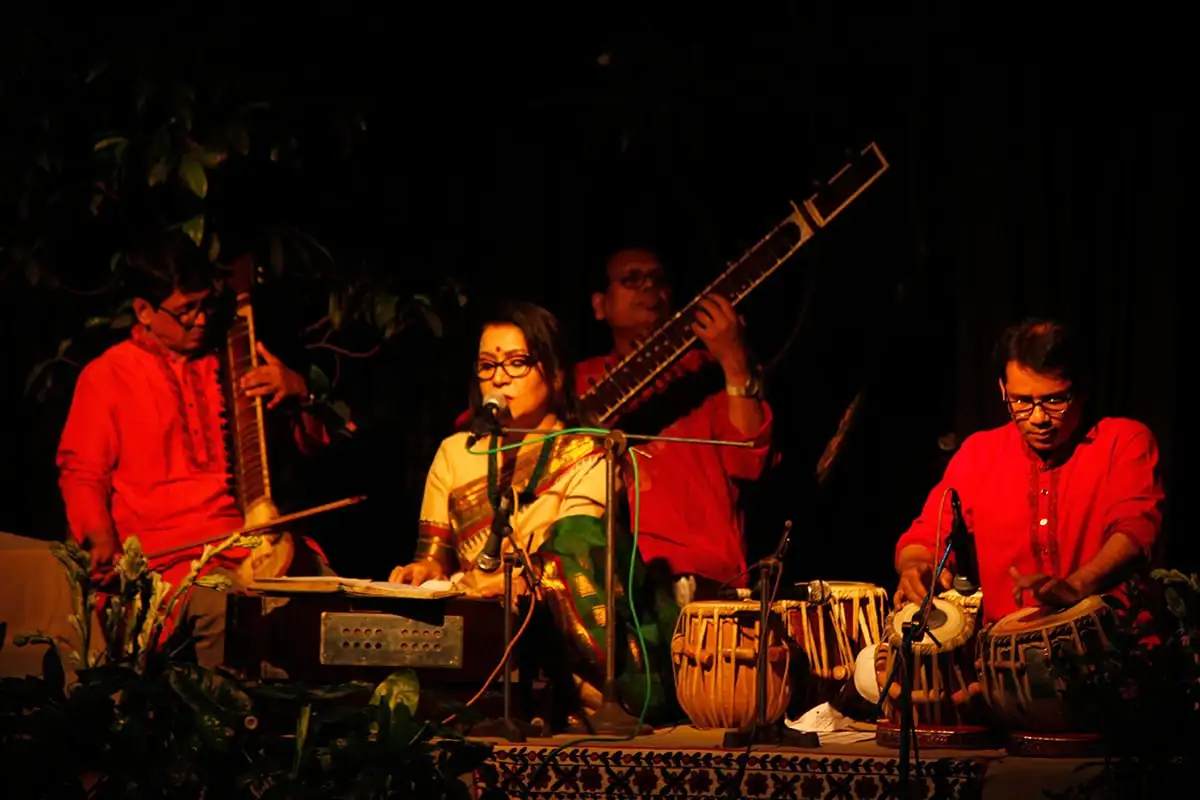 রবীন্দ্রজয়ন্তী উপলক্ষে ছায়ানটে সংগীত পরিবেশনা. Channel i News - চ্যানেল আই নিউজ