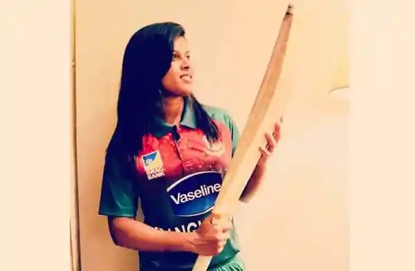 বাংলাদেশি নারী ক্রিকেটার সুপ্তা আইপিএলে সালমার সঙ্গী হিসেবে দেখা গেছে. Channel i News - চ্যানেল আই নিউজ