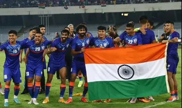 ভারতীয় ফুটবল দল বিশ্বকাপের জন্য প্রস্তুত, পতাকা হাতে উল্লাস. Channel i News - চ্যানেল আই নিউজ