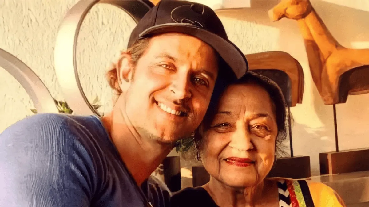 হৃত্বিক ও রোশানের পরিবারের শোকের মুহূর্তের ছবি. Channel i News - চ্যানেল আই নিউজ
