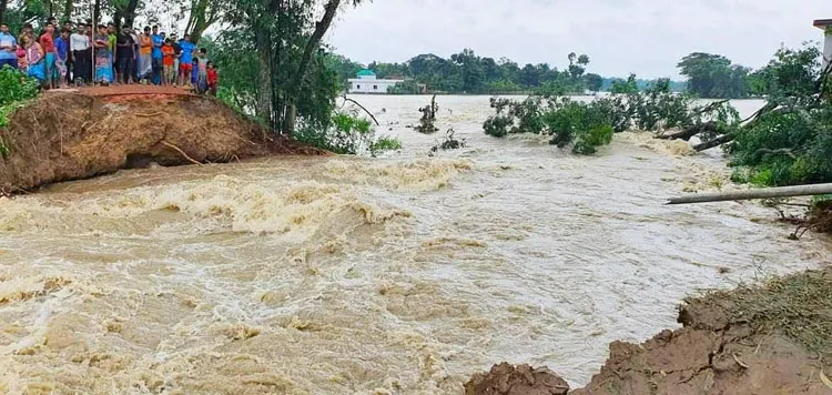 হাওড়া নদীর বাঁধ ভেঙে আখাউড়ার নিম্নাঞ্চল প্লাবিত, ব্যাপক জলাবদ্ধতা সৃষ্টি. Channel i News - চ্যানেল আই নিউজ