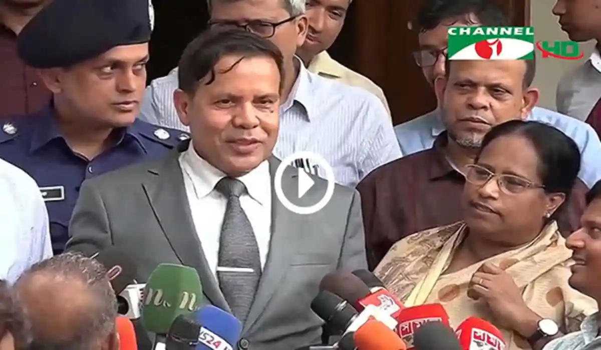 আইন প্রণেতা আইন ভাঙলে লজ্জা ইসির নয়: কমিশনার আহসান হাবিব. Channel i News - চ্যানেল আই নিউজ