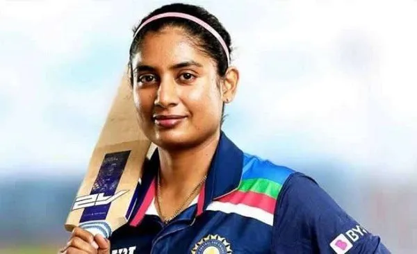 বাংলাদেশের ক্রিকেটার মিতালি রাজ ব্যাট হাতে প্রস্তুত. Channel i News - চ্যানেল আই নিউজ
