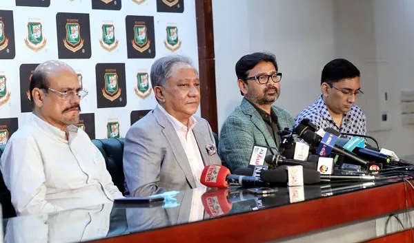 বাংলাদেশের ক্রিকেট বোর্ডের কর্মকর্তারা সংবাদ সম্মেলনে উপস্থিত. Channel i News - চ্যানেল আই নিউজ