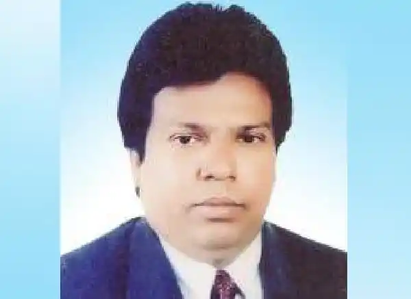 নিরাপত্তা বাহিনীর অভিযানে গ্রেপ্তার ব্যক্তি ছবি. Channel i News - চ্যানেল আই নিউজ