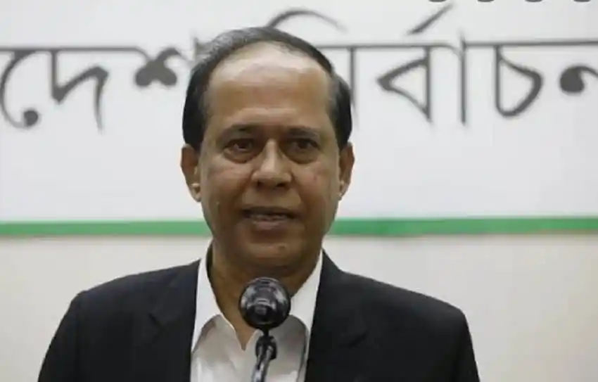 সিইসি নির্বাচন নিয়ে জাতীয় সংকটের মুখোমুখি, বক্তৃতা দিচ্ছেন. Channel i News - চ্যানেল আই নিউজ